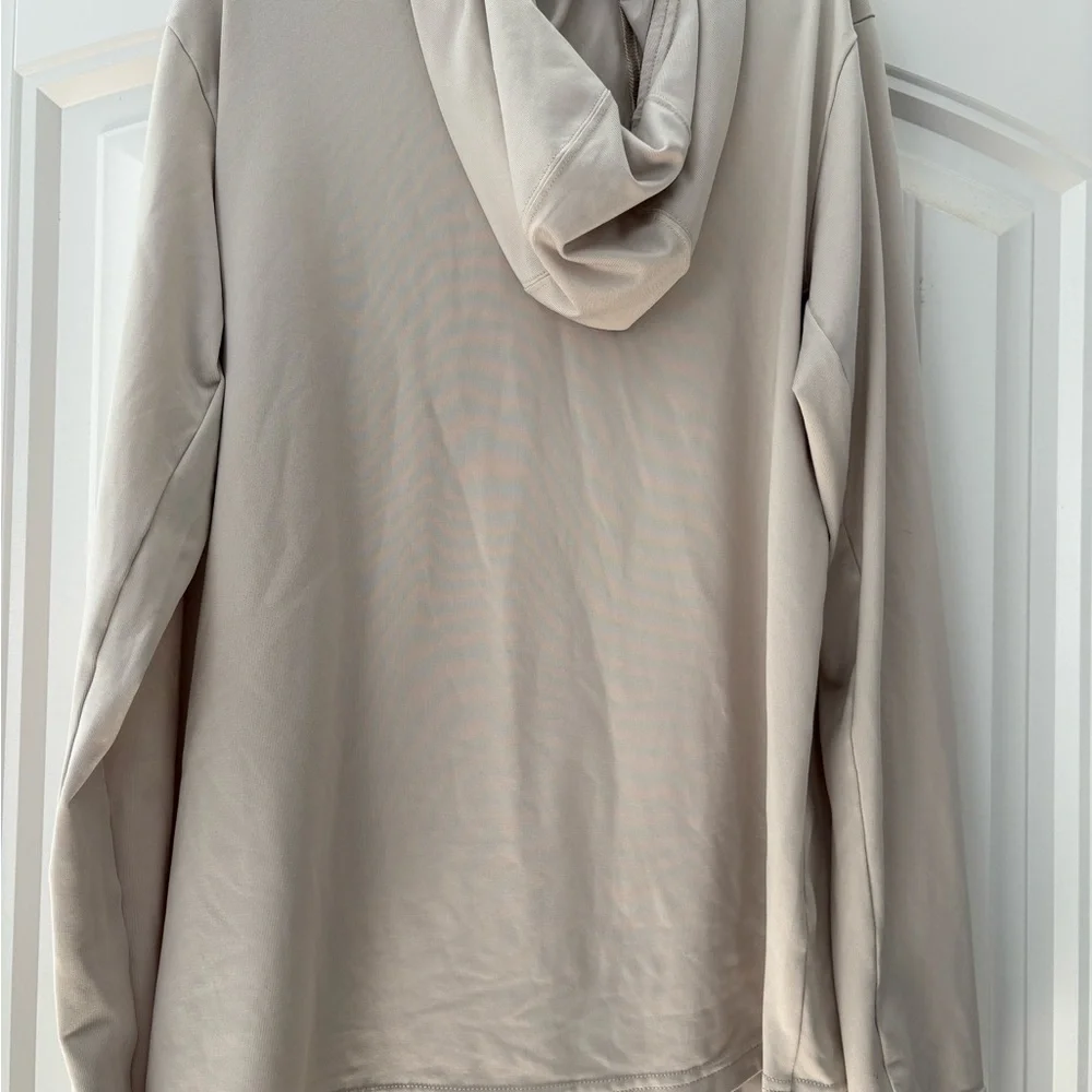 Patagonia Capilene Silkweight Beige Top - Picture 4 of 4